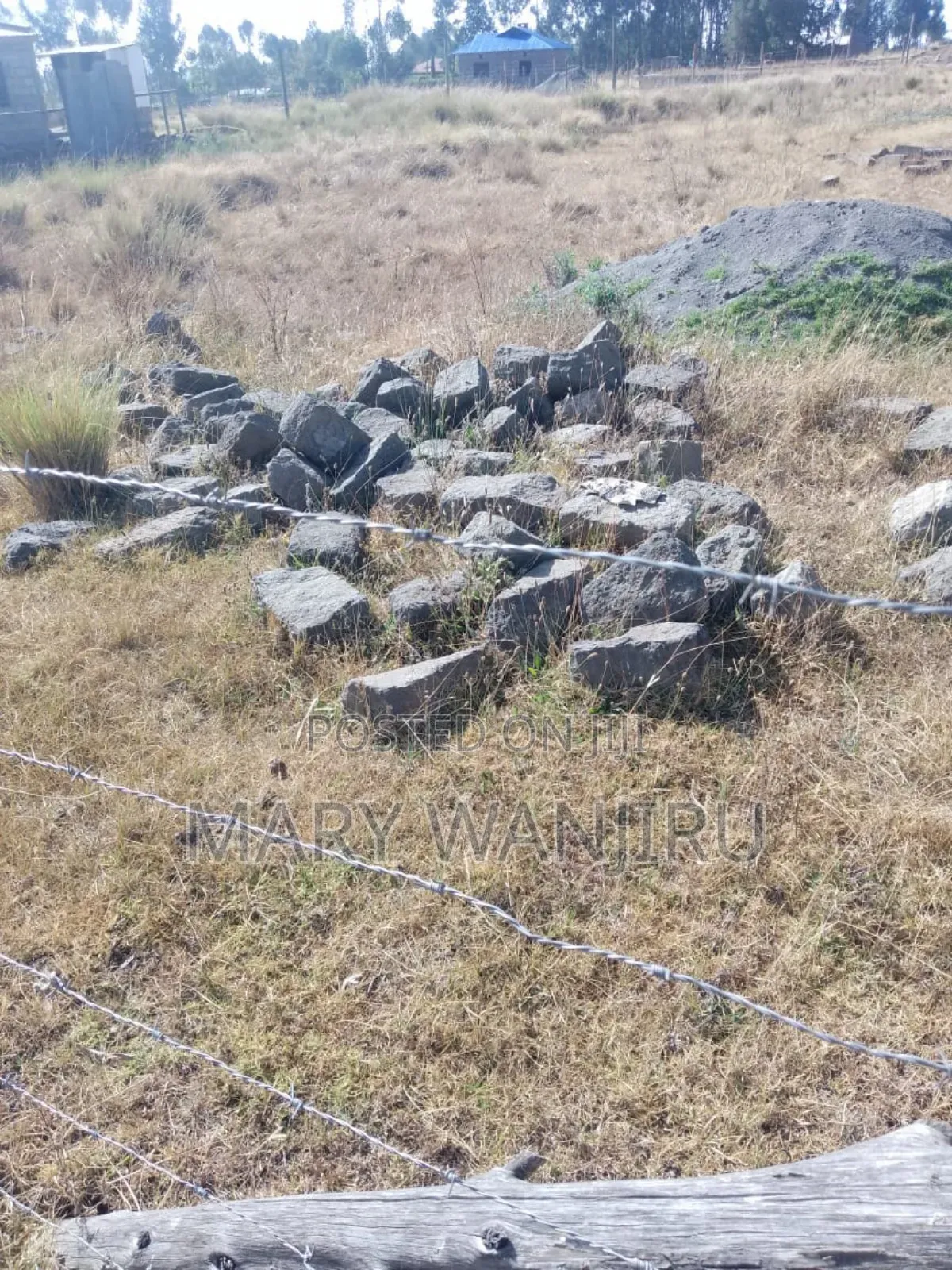 50/100 Plot Available for Sale