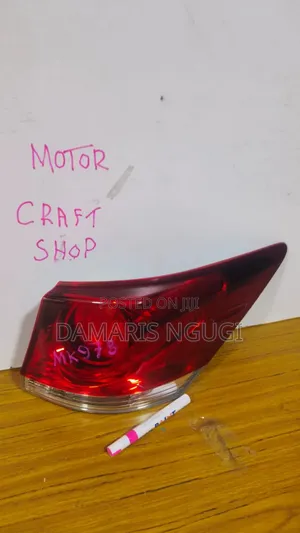 Crown Athlete Taillights 2012-2013