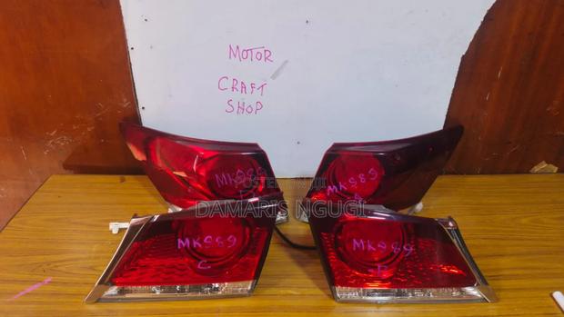 Crown Athlete Taillights 2012-2013 - thumbnail 2