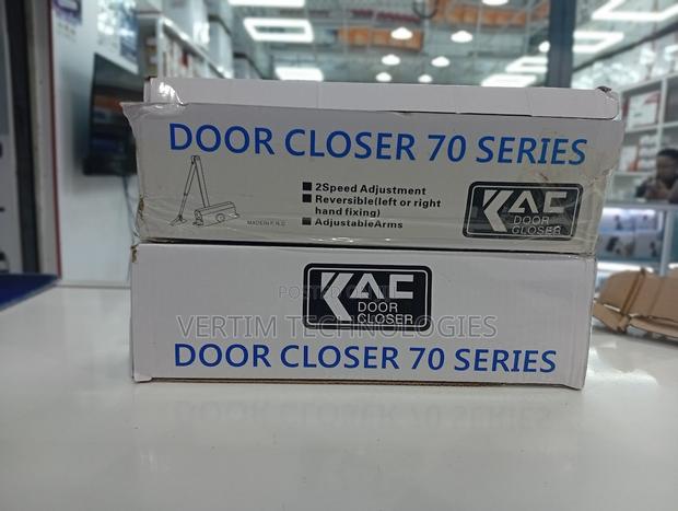 Aluminum Door Closer 180° Opening Auto Close Silver Finish