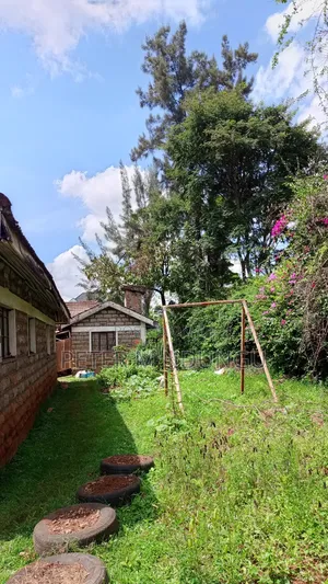Garden Estate - 1/2 Acre , Prime Location