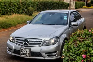 Mercedes-Benz C200 2012 Silver