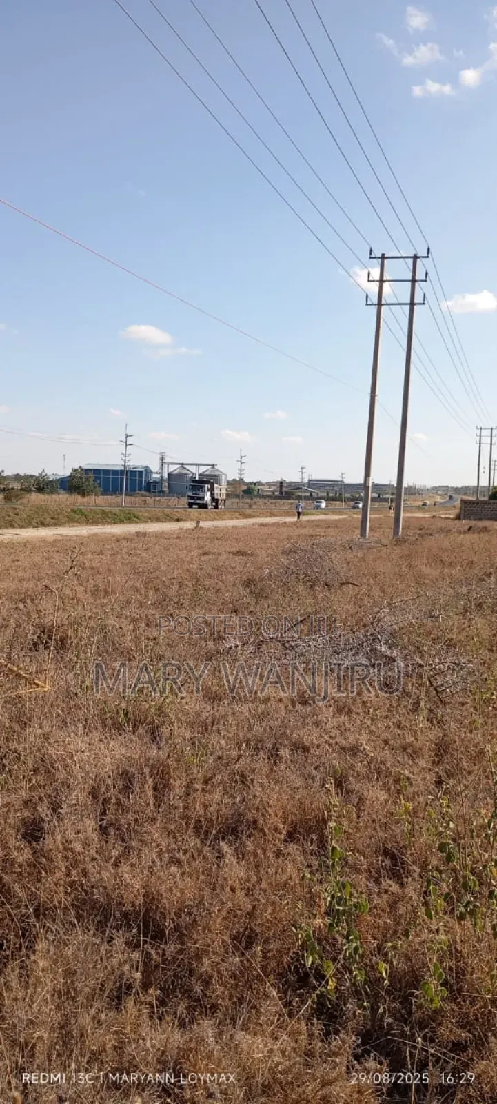 50/100 Plot Available for Sale