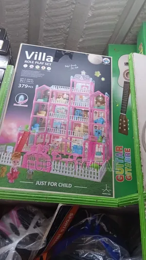 379 Pieces Villa Role Play Set