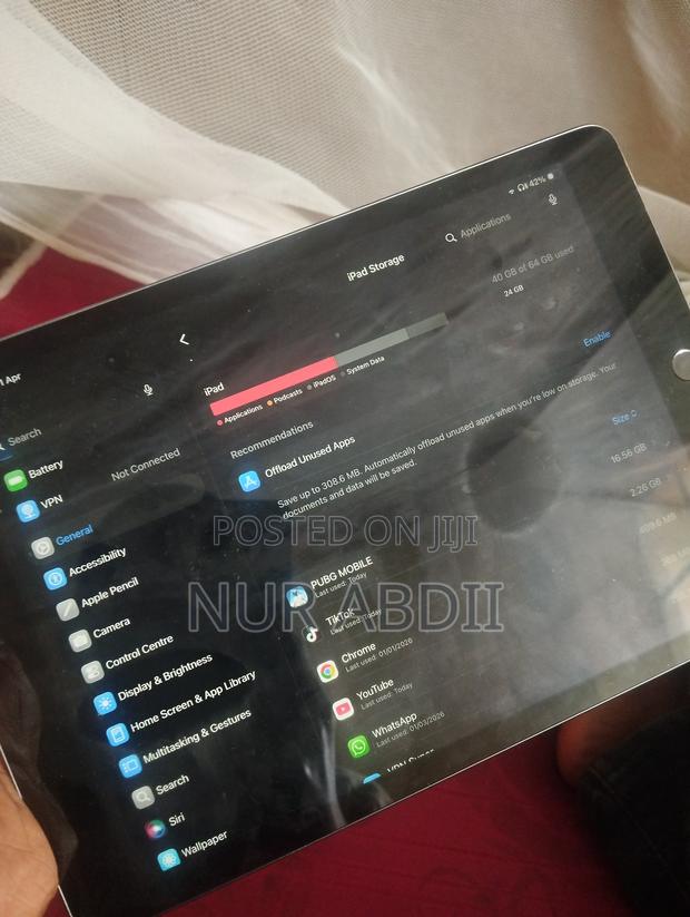 Apple iPad 10.2 (2021) 64 GB Silver - thumbnail 4