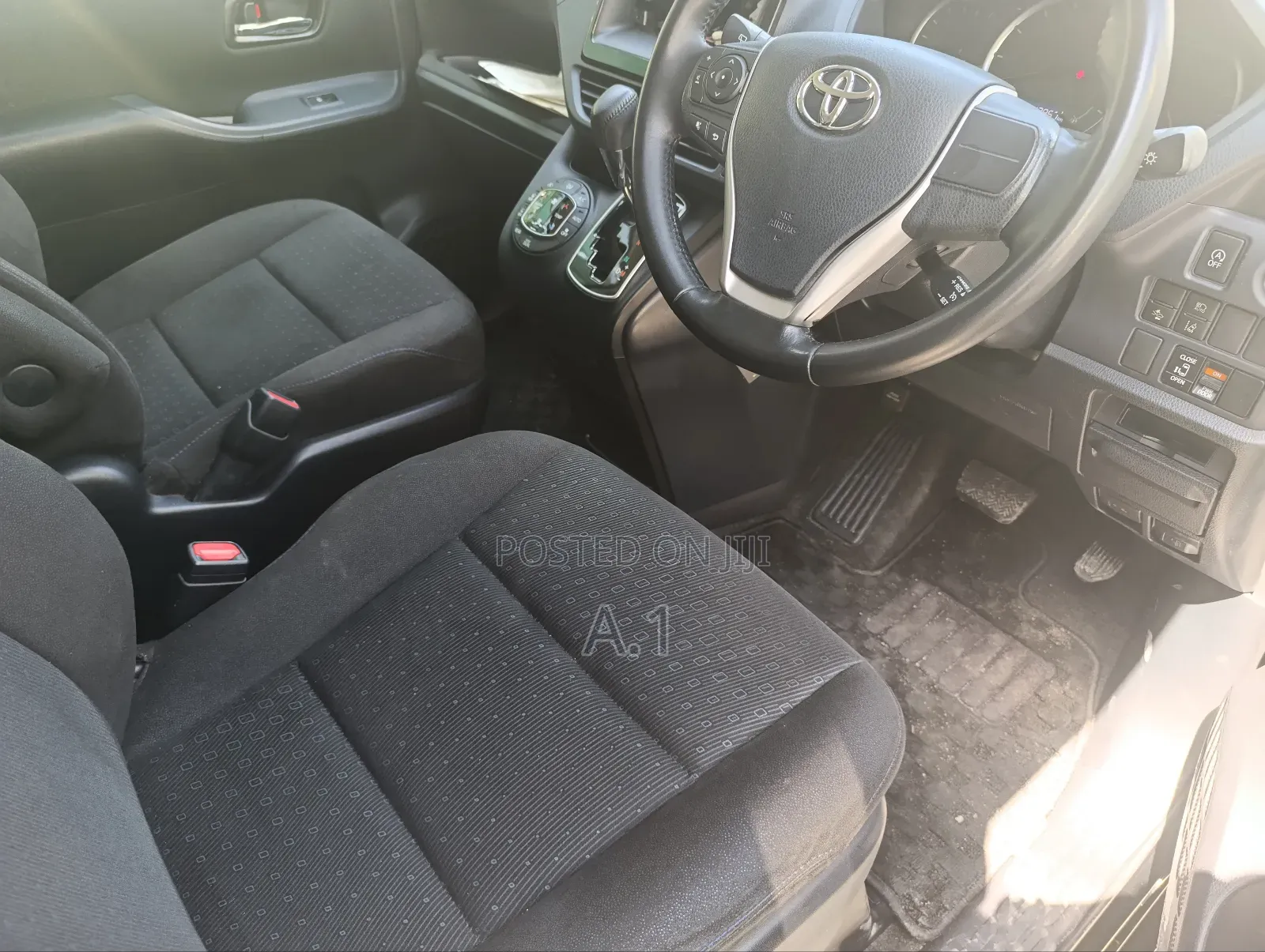Toyota Voxy 2018 Black