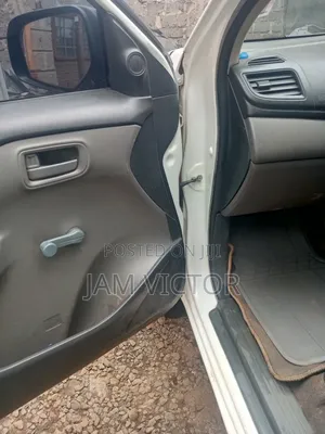 Mitsubishi L200 Club Cab 2.2 4WD 2020 White