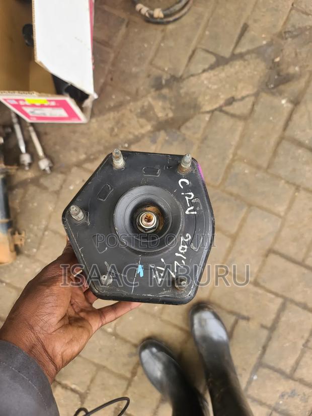 Front Honda CRV Shock Mounts.