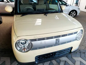 Suzuki Alto 2018 Yellow