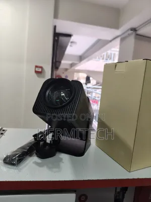Built-in Wifi Bluetooth Smart Projector Hdmi Usb 200 Inch Display