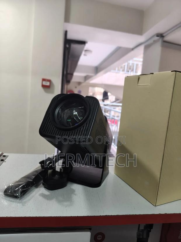 Built-in Wifi Bluetooth Smart Projector Hdmi Usb 200 Inch Display - thumbnail 2