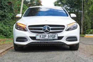 Mercedes-Benz C200 2016 White
