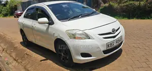 Toyota Belta 2007 White