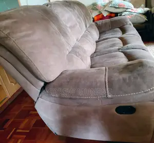 5 Seater Sofa Set With Recliner