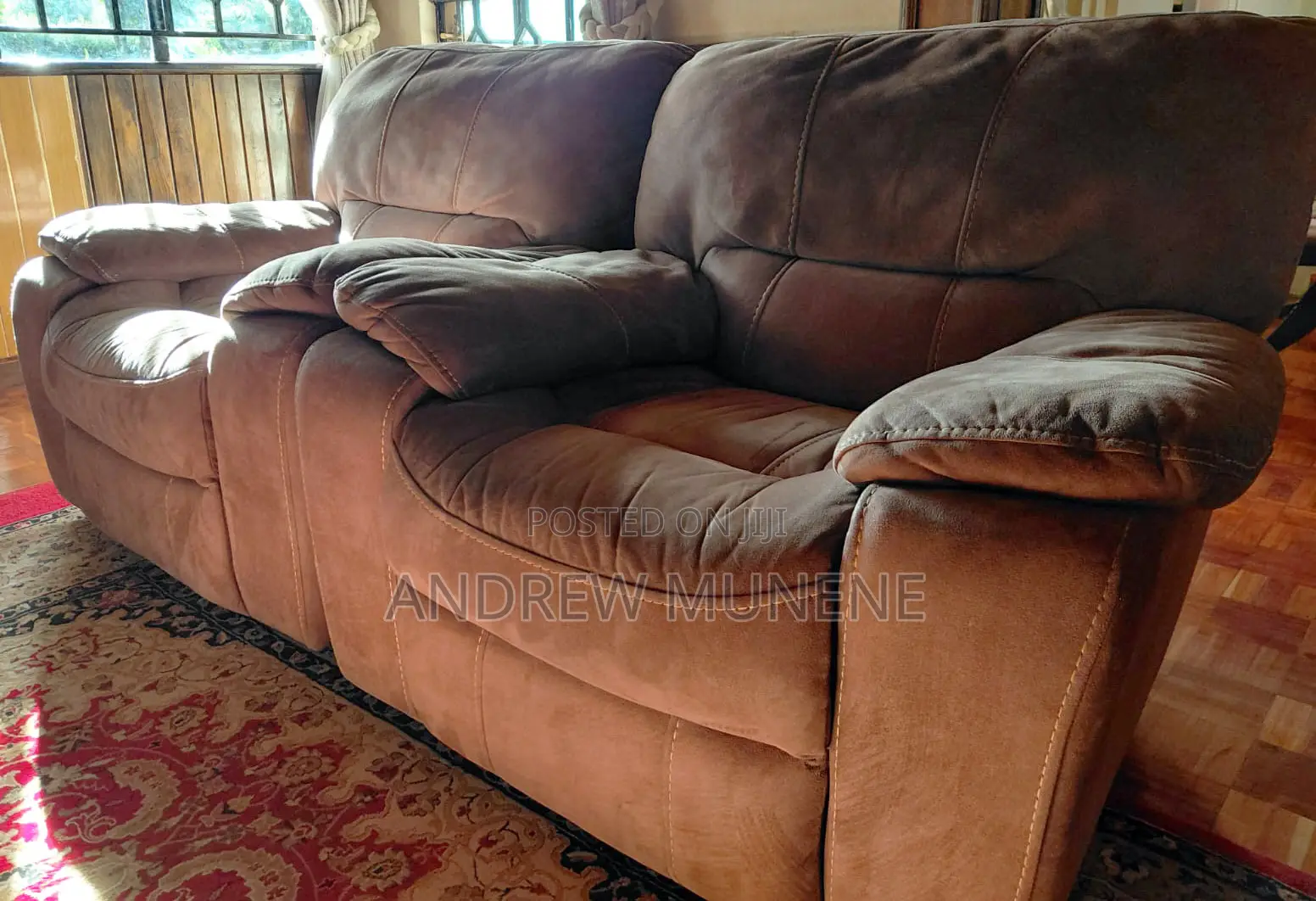 5 Seater Sofa Set With Recliner