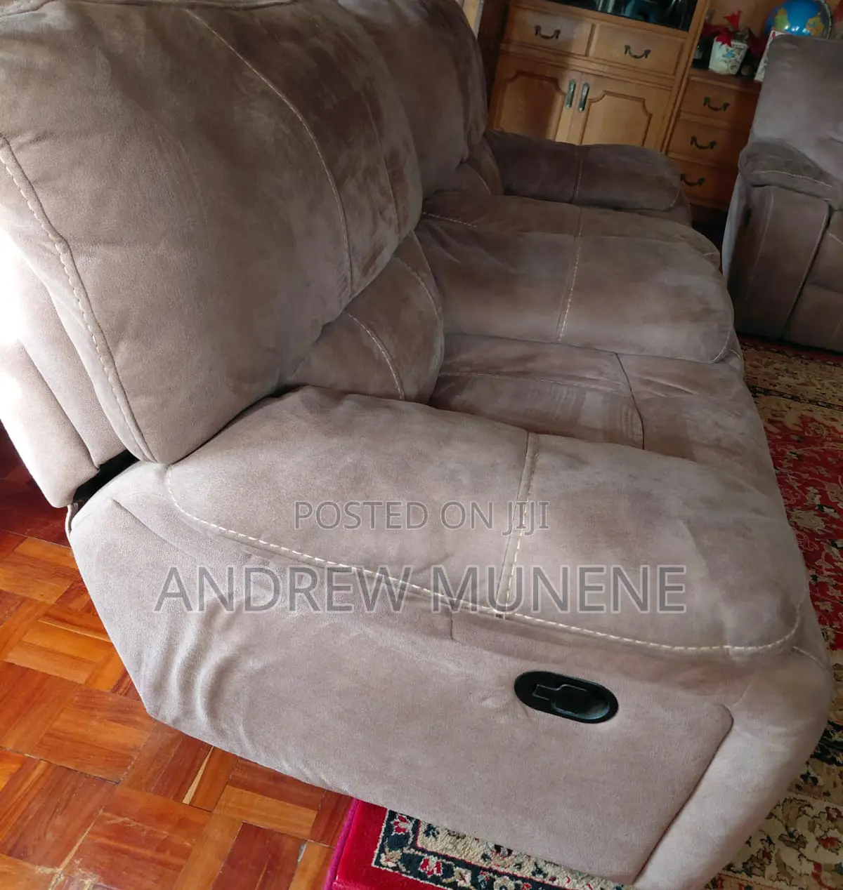 5 Seater Sofa Set With Recliner