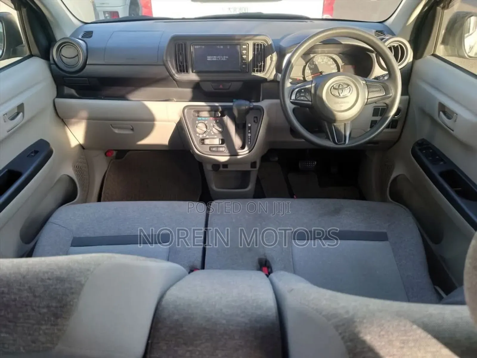 Toyota Passo 2020 Silver