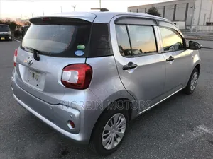 Toyota Passo 2020 Silver
