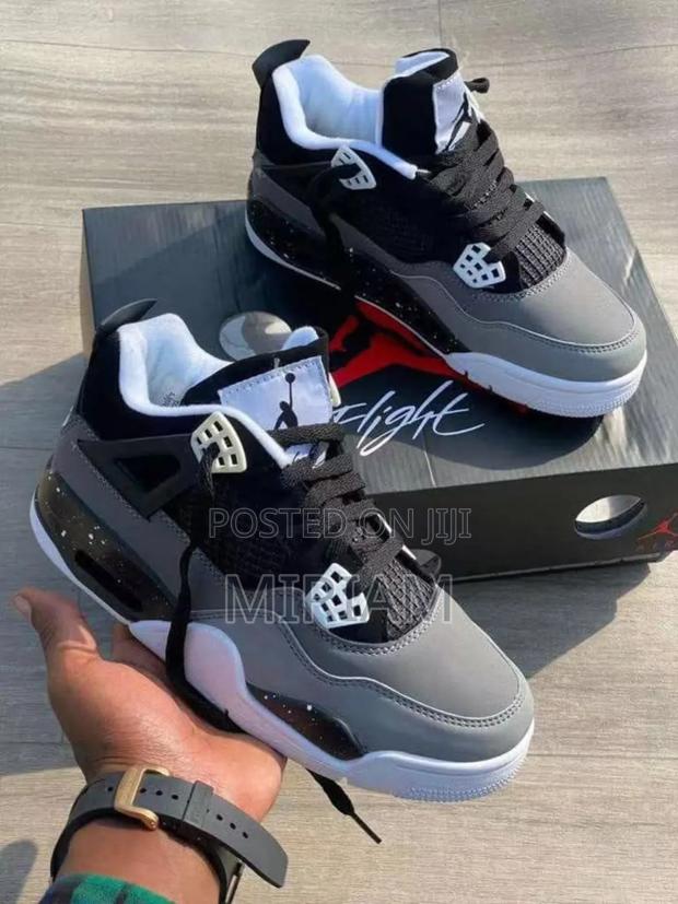 Jordan Shoes - thumbnail 3