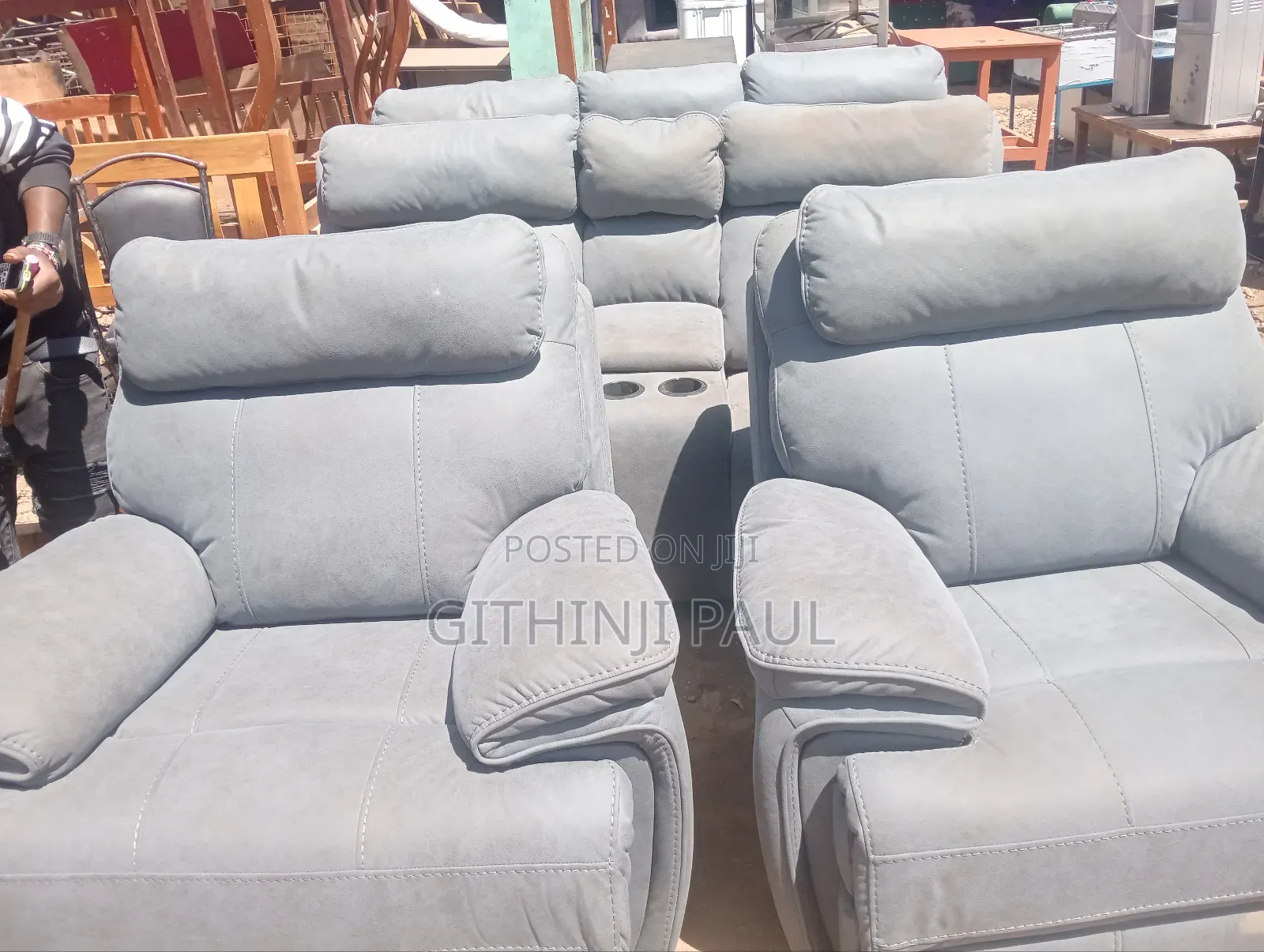 Selling Recliner 7 Seater Sofa Set