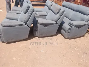 Selling Recliner 7 Seater Sofa Set