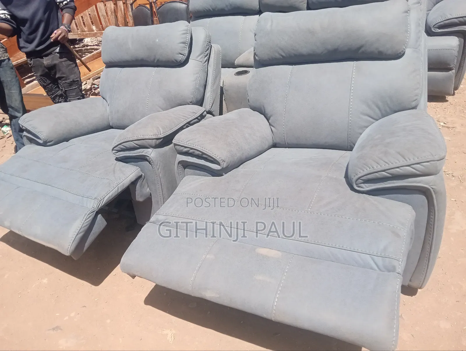 Selling Recliner 7 Seater Sofa Set