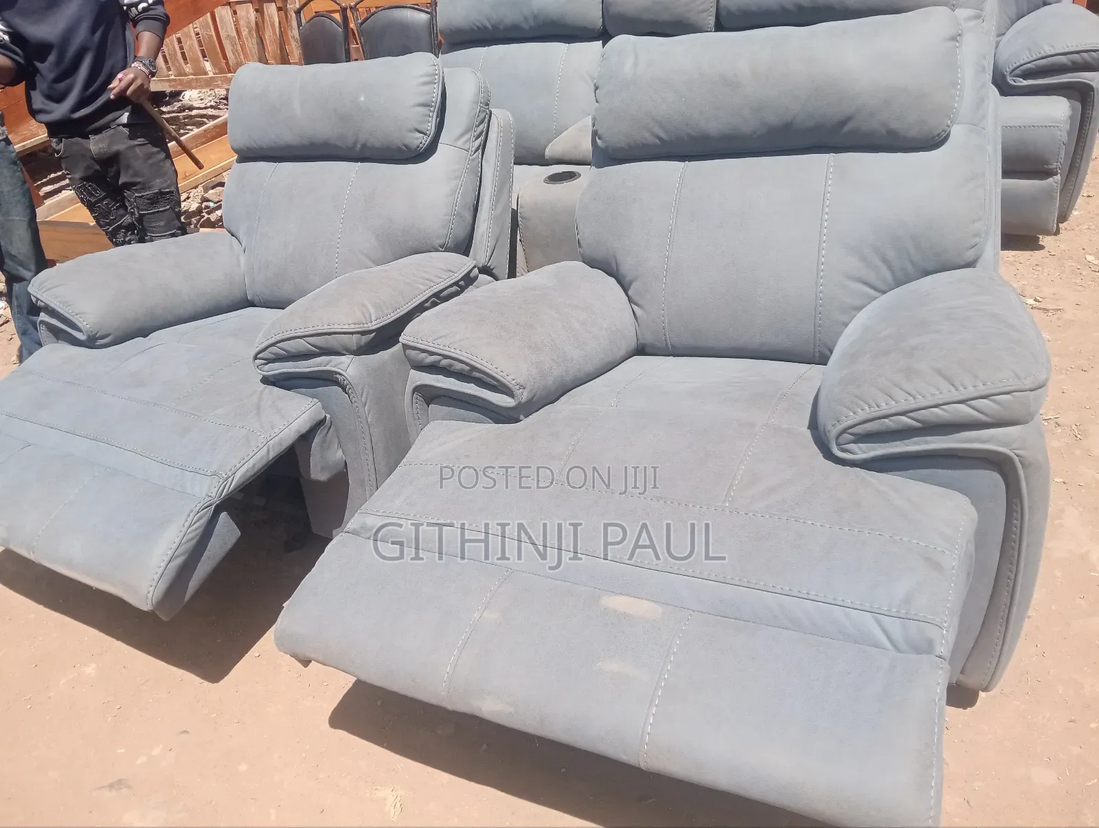 Selling Recliner 7 Seater Sofa Set
