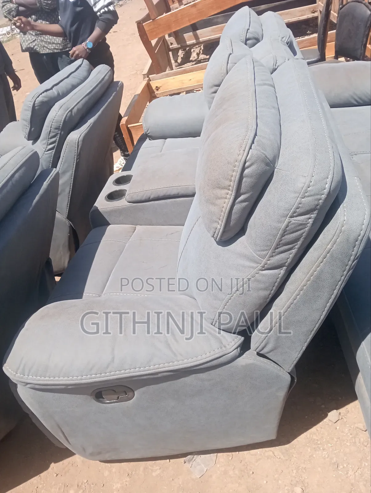 Selling Recliner 7 Seater Sofa Set