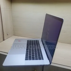 Laptop Apple MacBook Pro 2019 16GB Intel Core i7 SSD 512GB