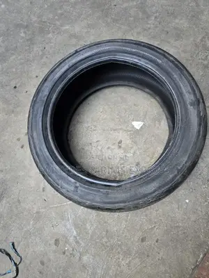 245 /45 R18 Firestone Tyres (Japan)