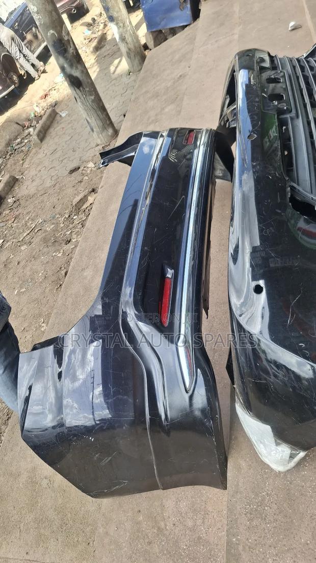 Harrier Rear Bumper 2014-2018 - thumbnail 2