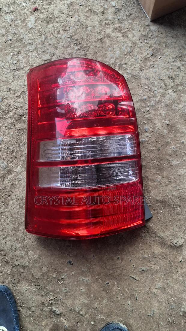 Wish Taillight 2005 Model
