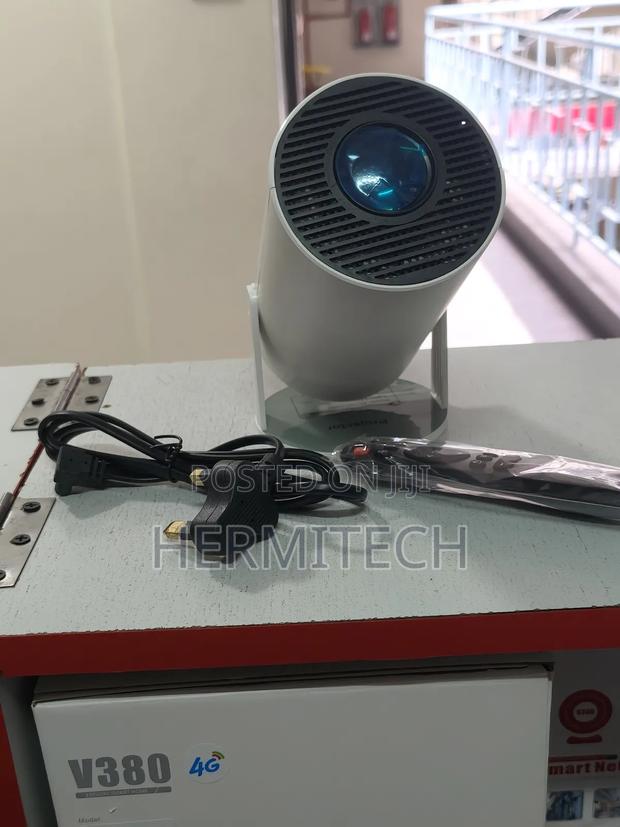 Hy Smart Led Portable Projector Network Connected Hdmi Usb Sd Slots - main view