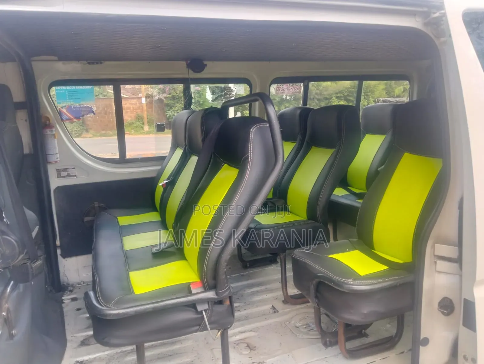 Toyota HiAce 2013 White