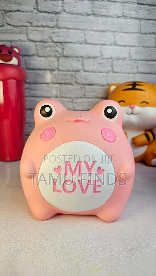 Large Piggy Banks - thumbnail 4