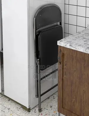Mid-Back Chairs : Portable Folding Study Chair for Office Use