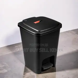 Durable Plastic 30l Step Pedal Waste Garbage Dust Bin