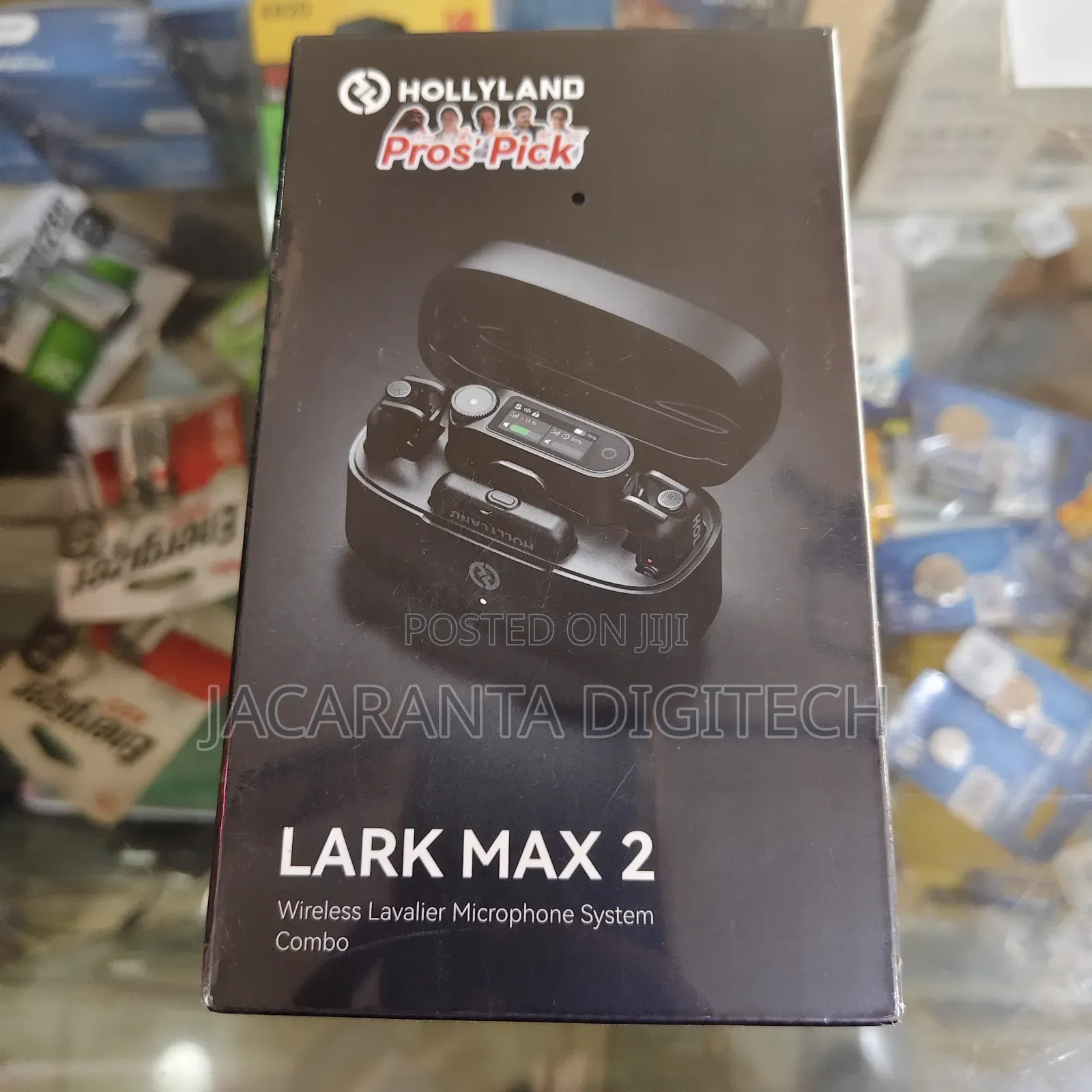 Hollyland Lark Max 2 Combo 4-Person Wireless Microphone System.