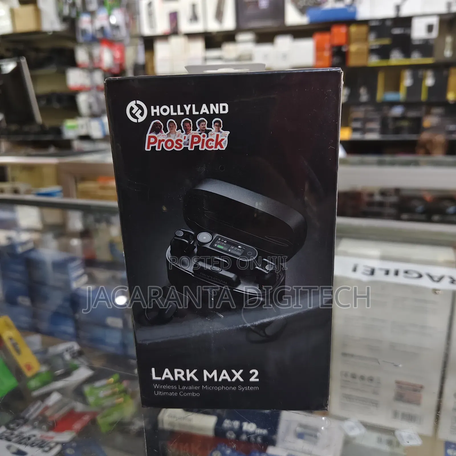 Hollyland Lark Max 2 Ultimate Combo 2person Wireless Microphone System