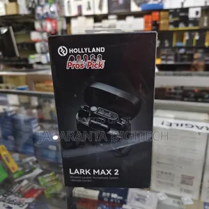 Hollyland Lark Max 2 Ultimate Combo 2person Wireless Microphone System