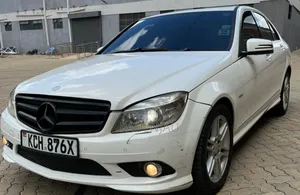Mercedes-Benz C200 2009 White