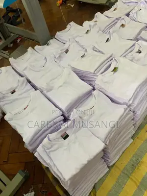 Durable Cotton Round Neck T-Shirts in Bulk