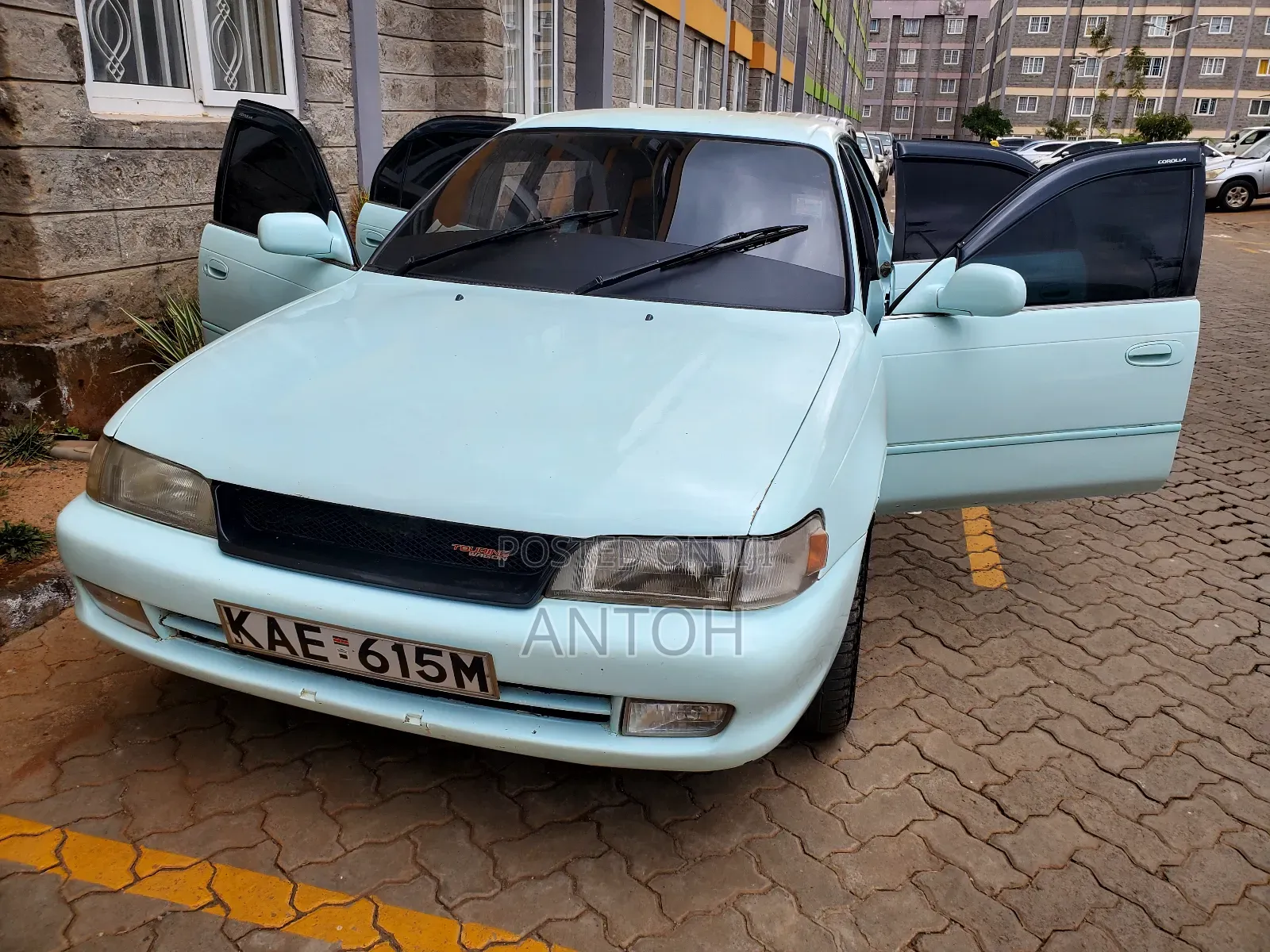Toyota Corolla Sedan 1995 White