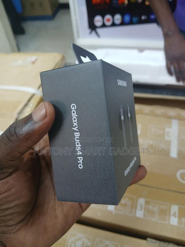 Samsung Galaxy Buds4 Pro - thumbnail 2