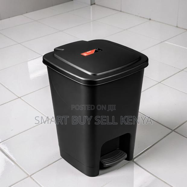 Home and Office Use 30l Step Pedal Waste Garbage Dust Bin