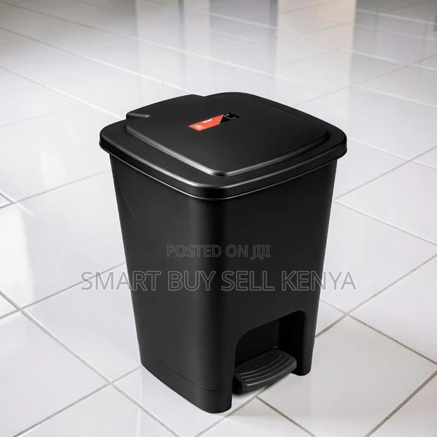 Hotel and Restaurant Use 30l Step Pedal Waste Garbage Dust Bin