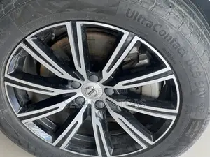 Volvo XC60 2019 White