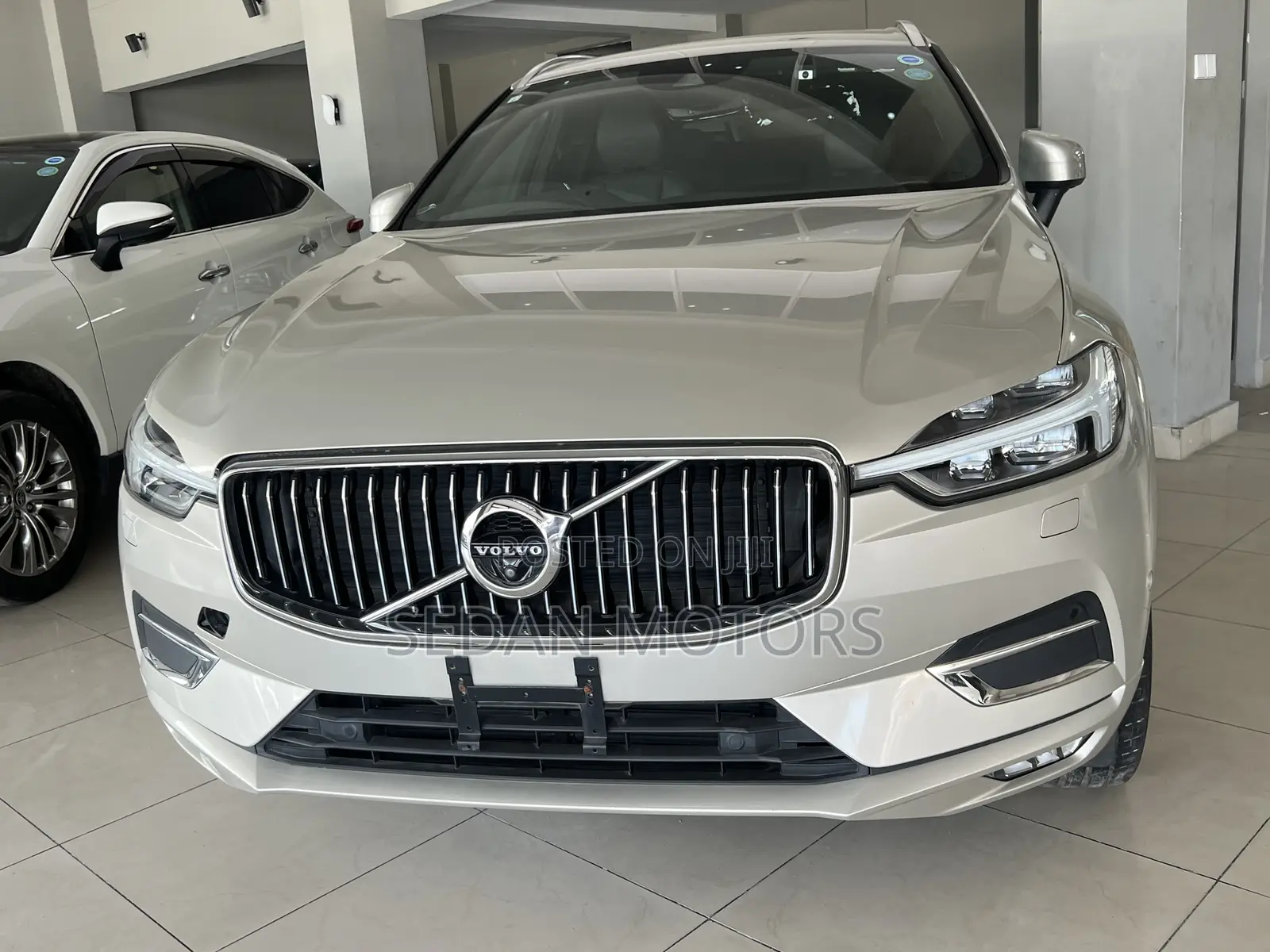 Volvo XC60 2019 White