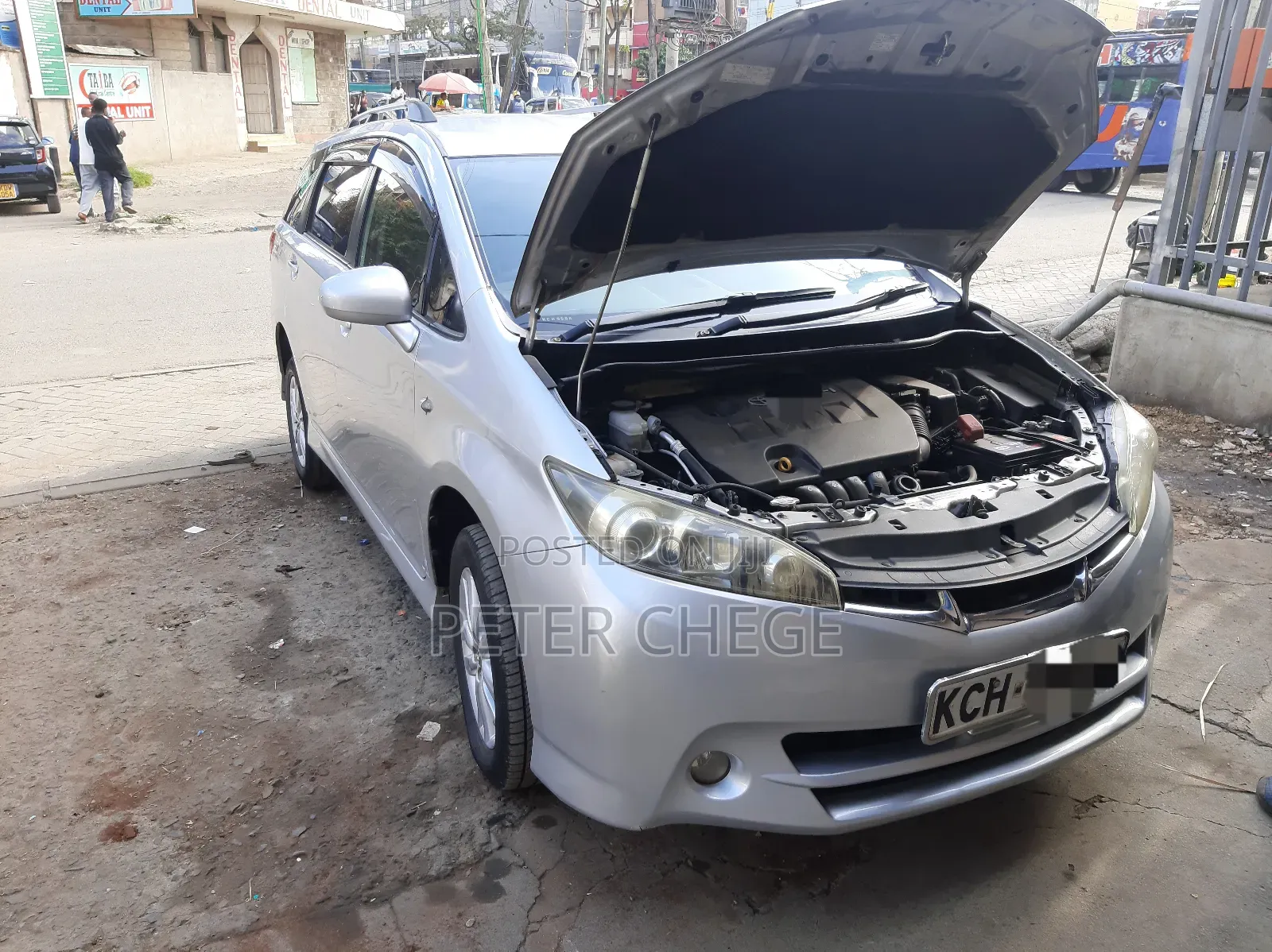 Toyota Wish 2010 Silver