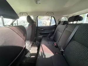 Daihatsu Rocky 2019 Blue
